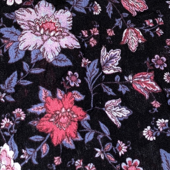 Floral blouse - Picture 3 of 6